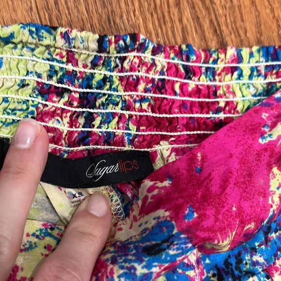 Colorful shorts. - Picture 2 of 3